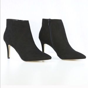 Black faux suede kimmy boots size 9